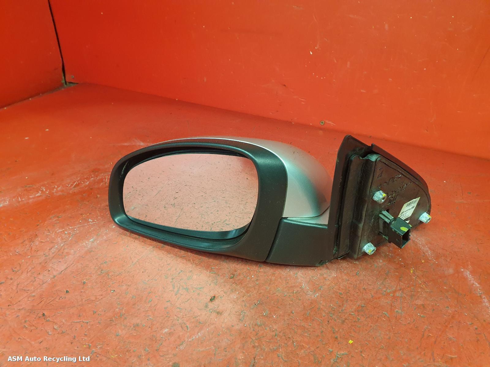View Auto part L Door Mirror Vauxhall Vectra 2007