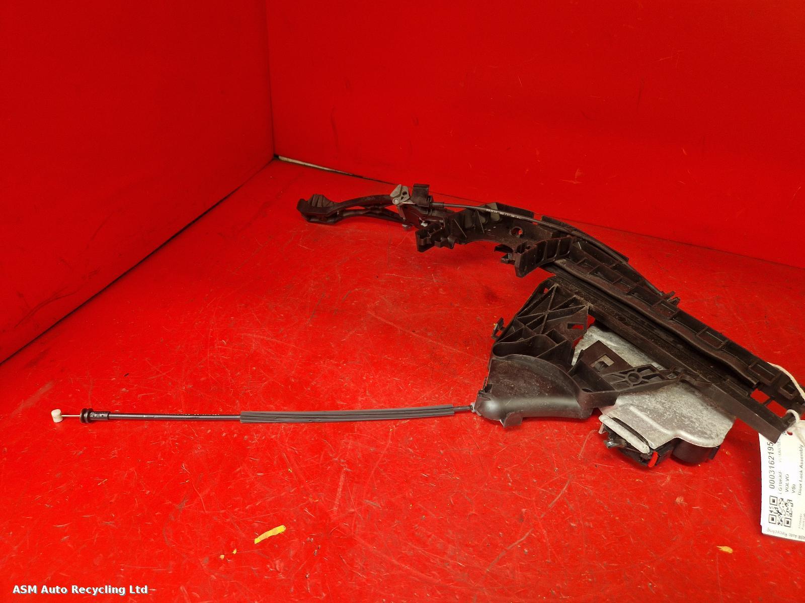 View Auto part Door Lock Assembly Volvo V50 2010