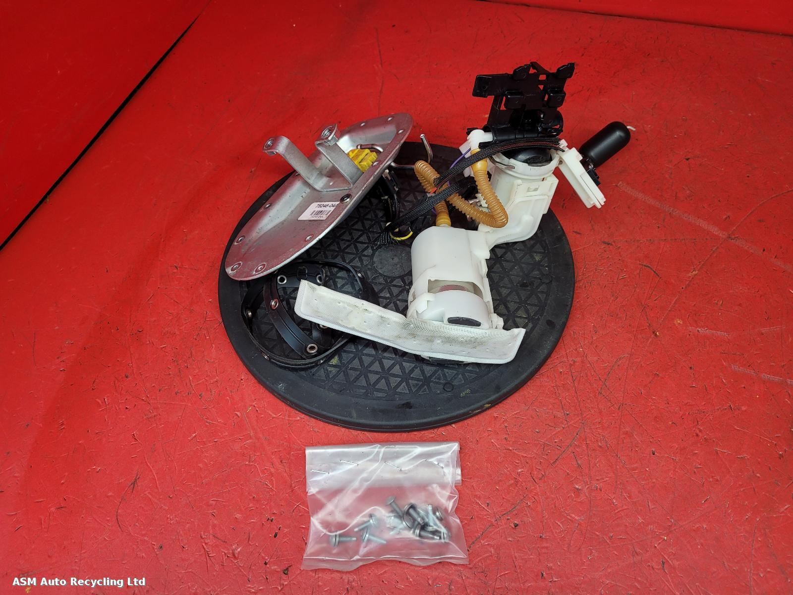 View Auto part Fuel Pump Harley Davidson Fxdl 103 Dyna Lowrider 2015