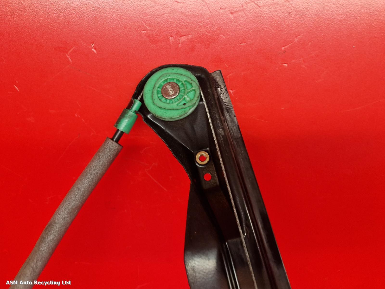 View Auto part RF Window Regulator Ford Focus 2005