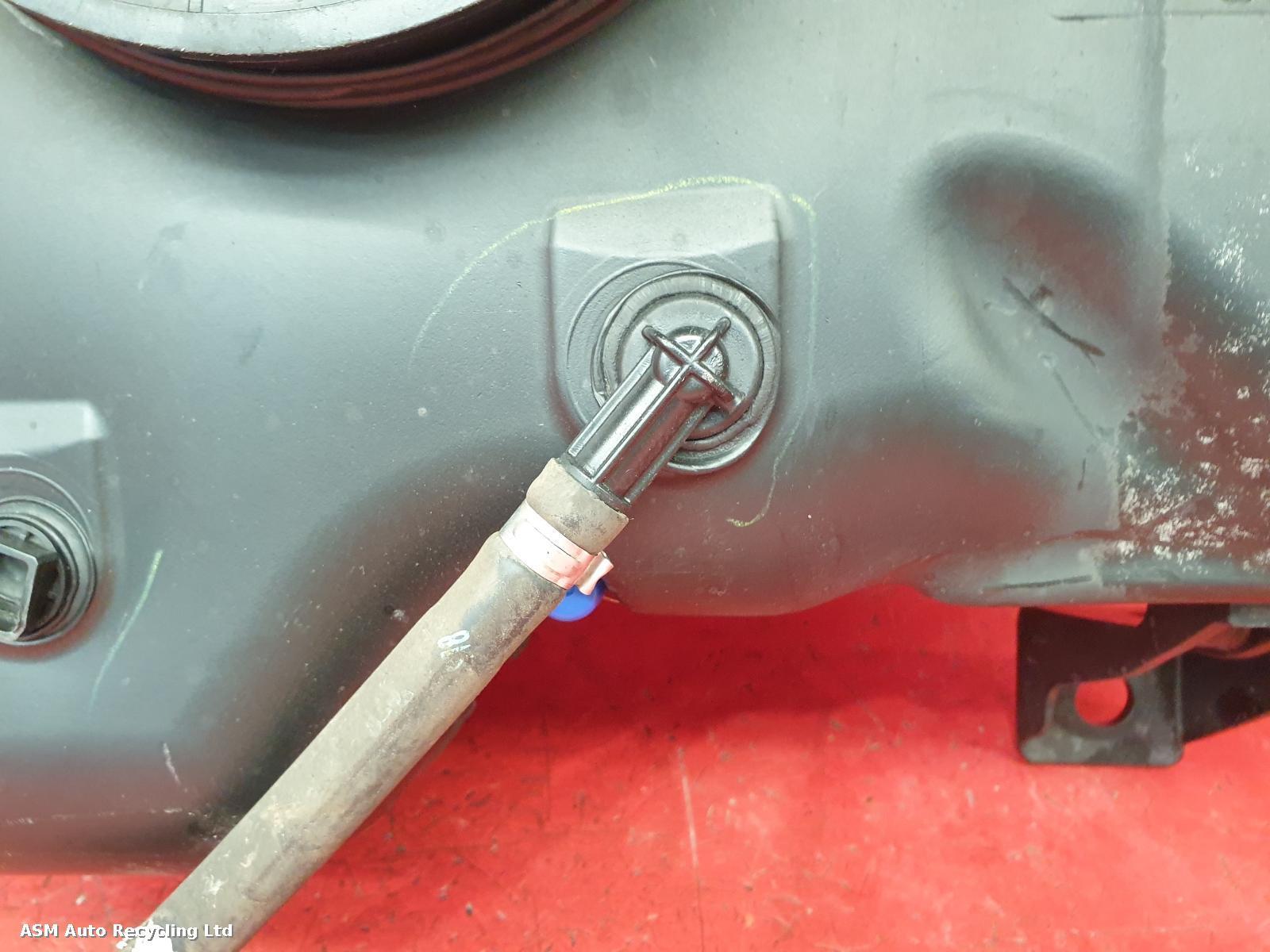 View Auto part Ad Blue Tank Vauxhall Vivaro 2017