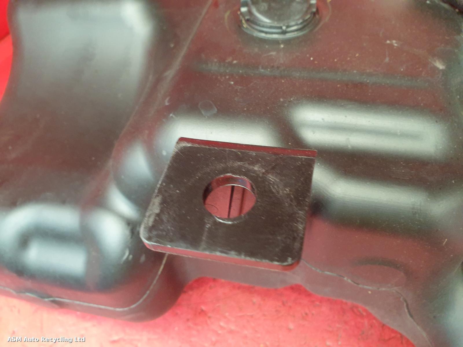 View Auto part Ad Blue Tank Vauxhall Vivaro 2017