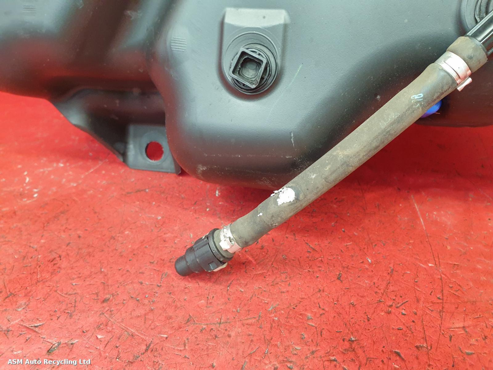 View Auto part Ad Blue Tank Vauxhall Vivaro 2017