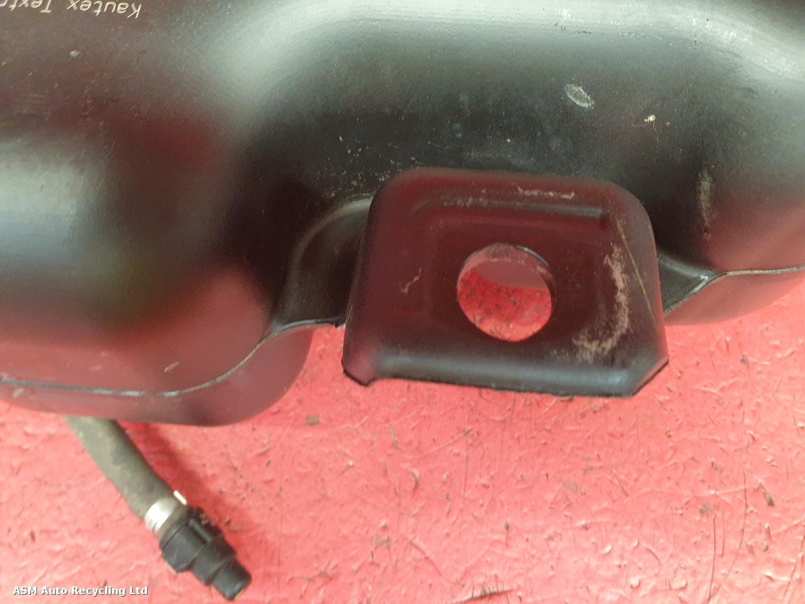 View Auto part Ad Blue Tank Vauxhall Vivaro 2017