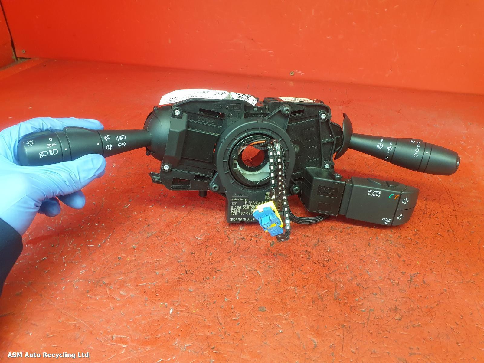 View Auto part Combination Switch Vauxhall Vivaro 2017