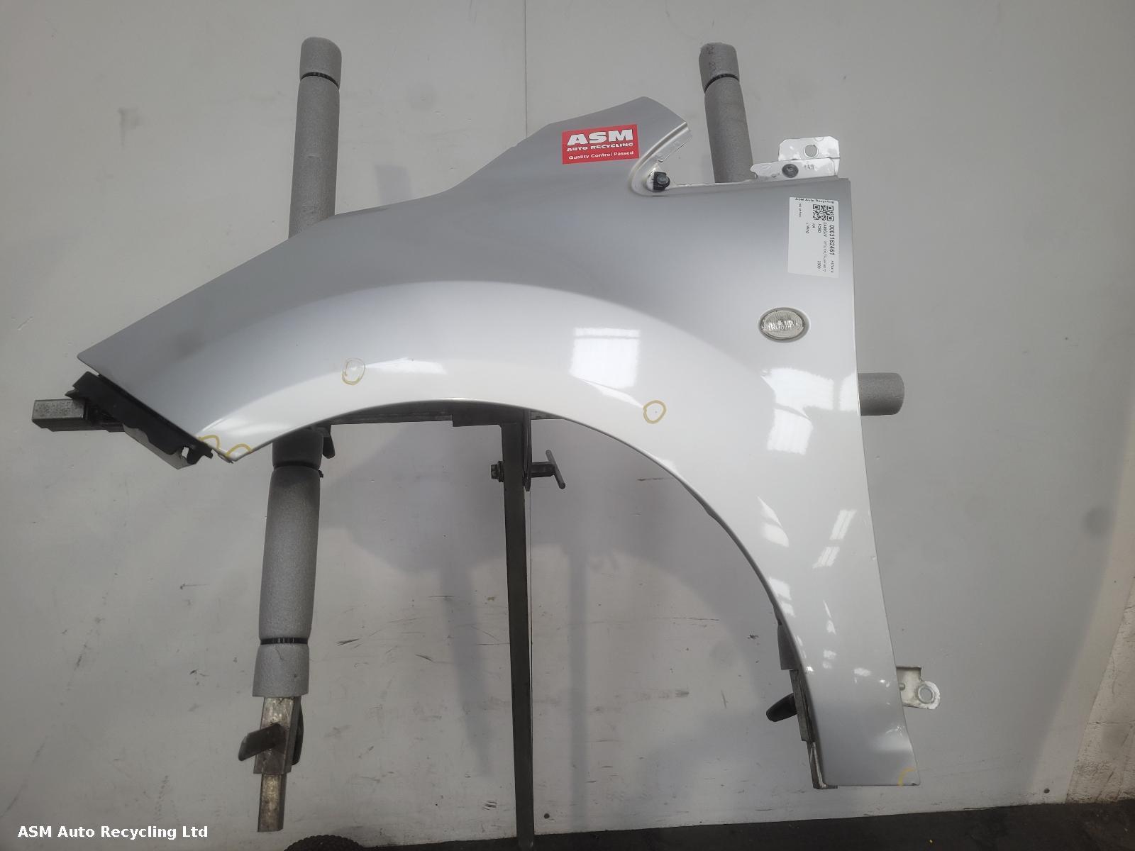 View Auto part L Wing Ford Ka 2009