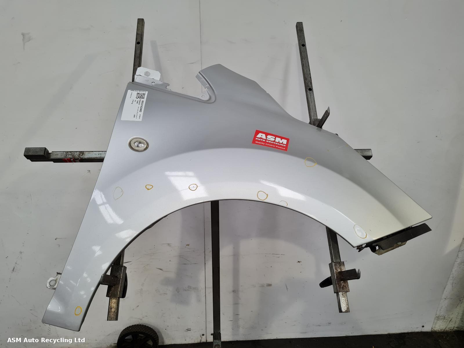 View Auto part R Wing Ford Ka 2009