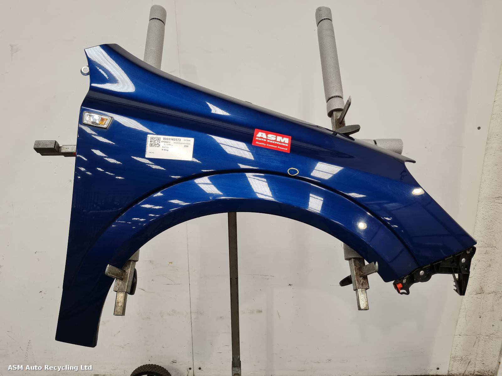 View Auto part R Wing Vauxhall Astra 2009