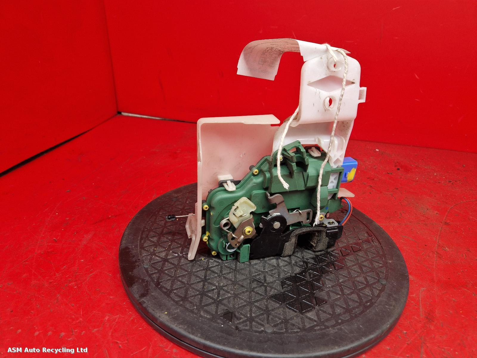 View Auto part Door Lock Assembly Volkswagen Polo 2003