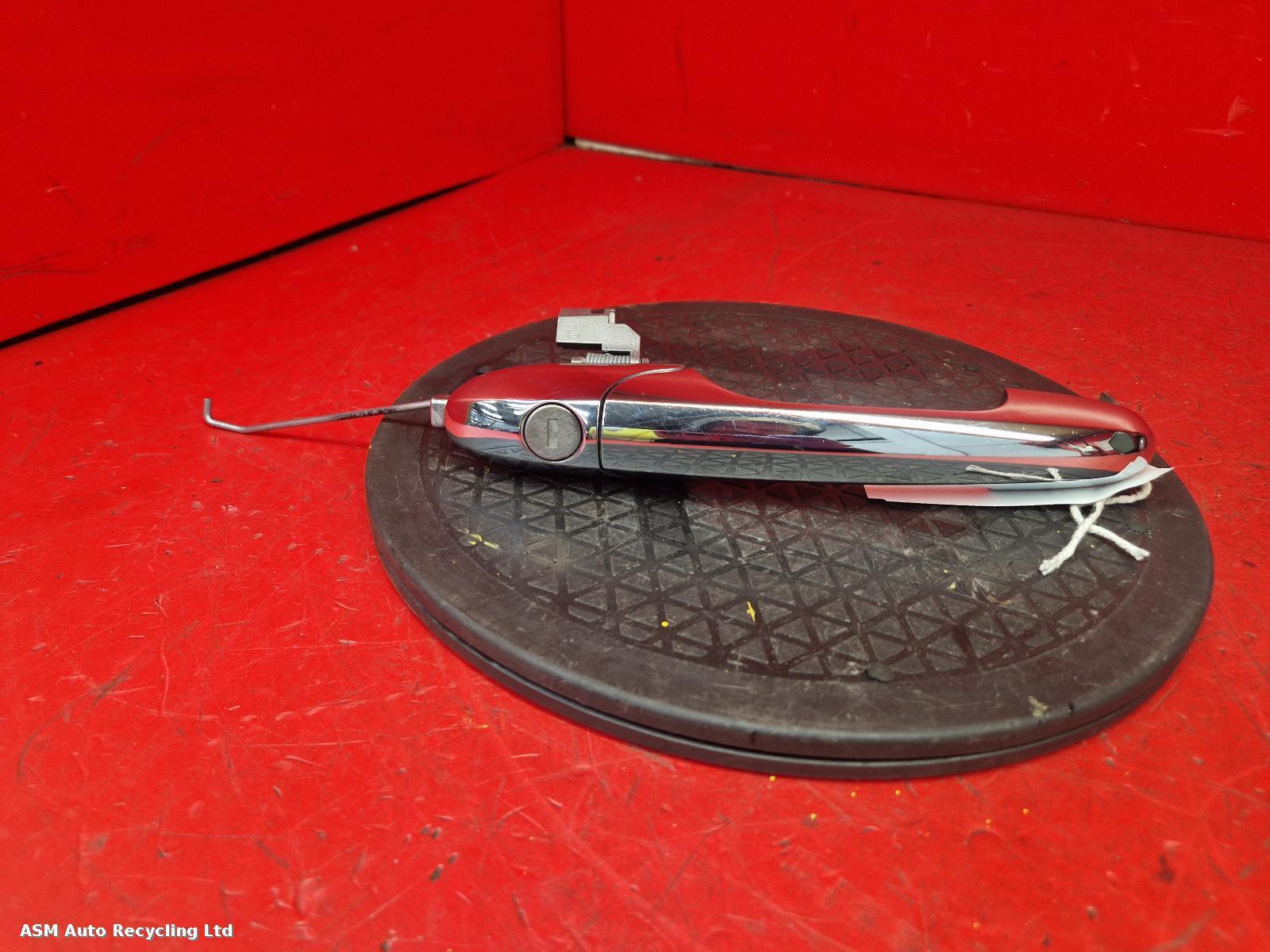 View Auto part Door Handle Fiat 500 2013