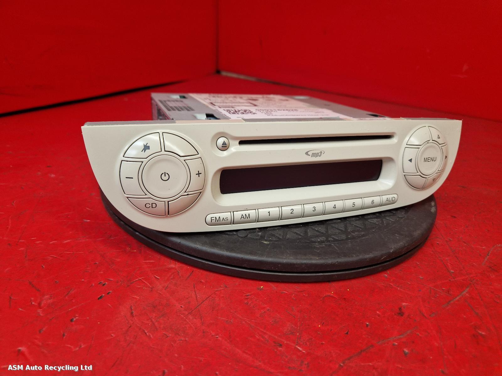 View Auto part A/V Equipment Fiat 500 2013
