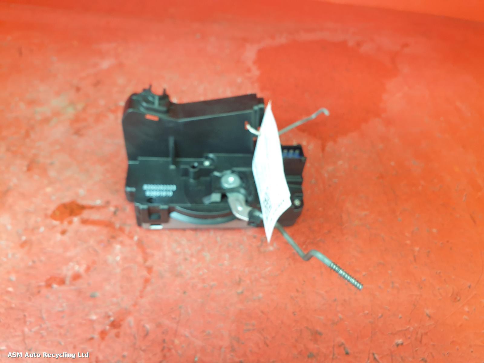 View Auto part Door Lock Assembly Vauxhall Vivaro 2010