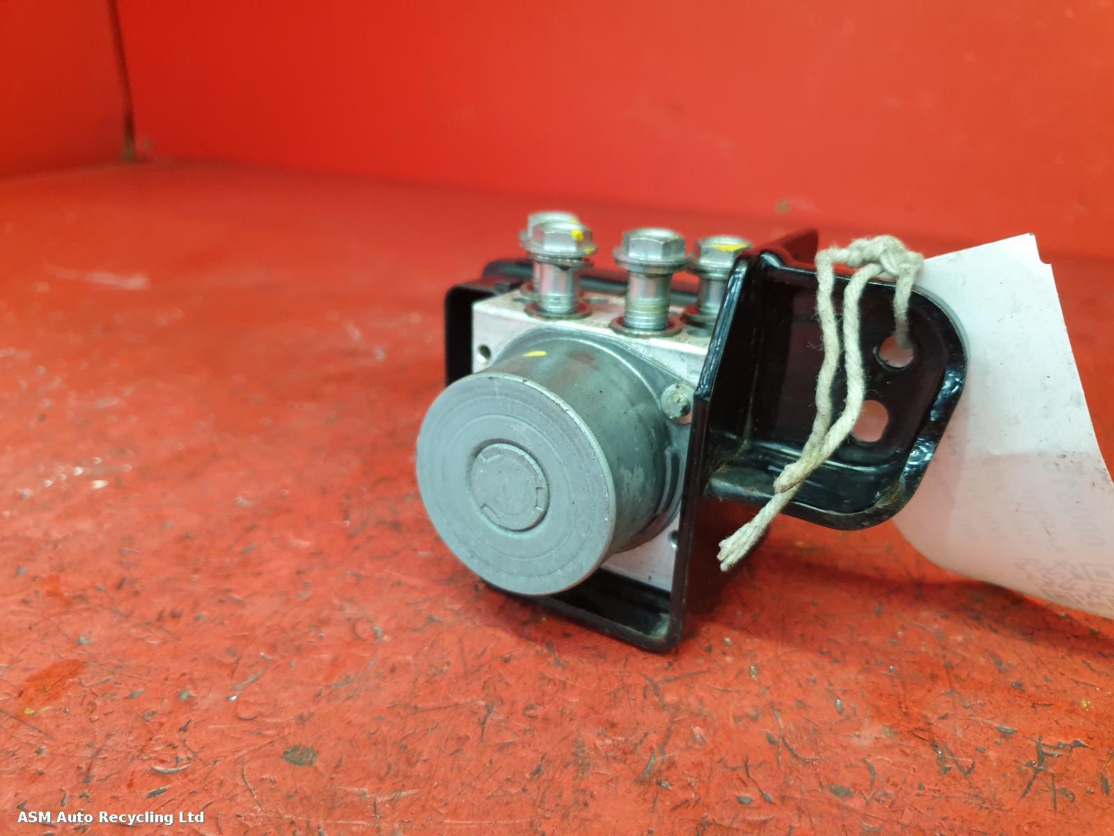 View Auto part ABS Pump/Modulator Harley Davidson Fxdl 103 Dyna Lowrider 2015