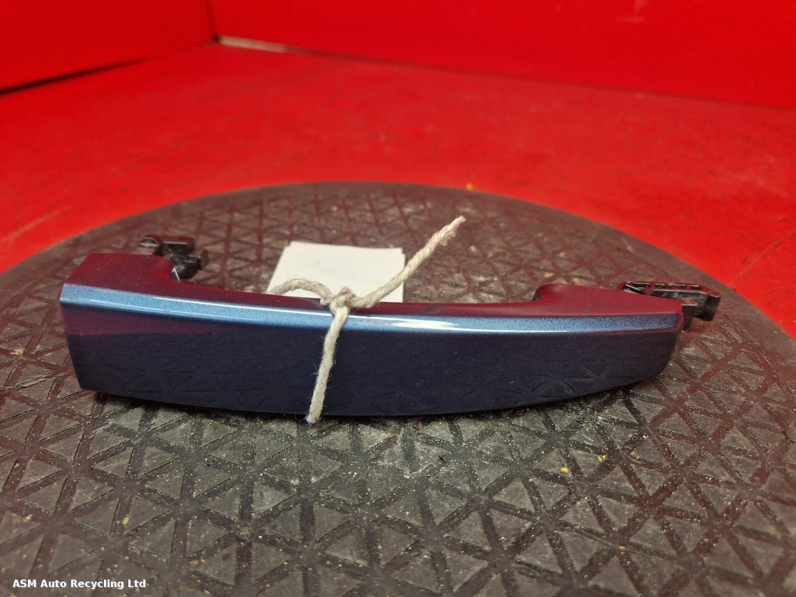 View Auto part Door Handle Vauxhall Astra 2013