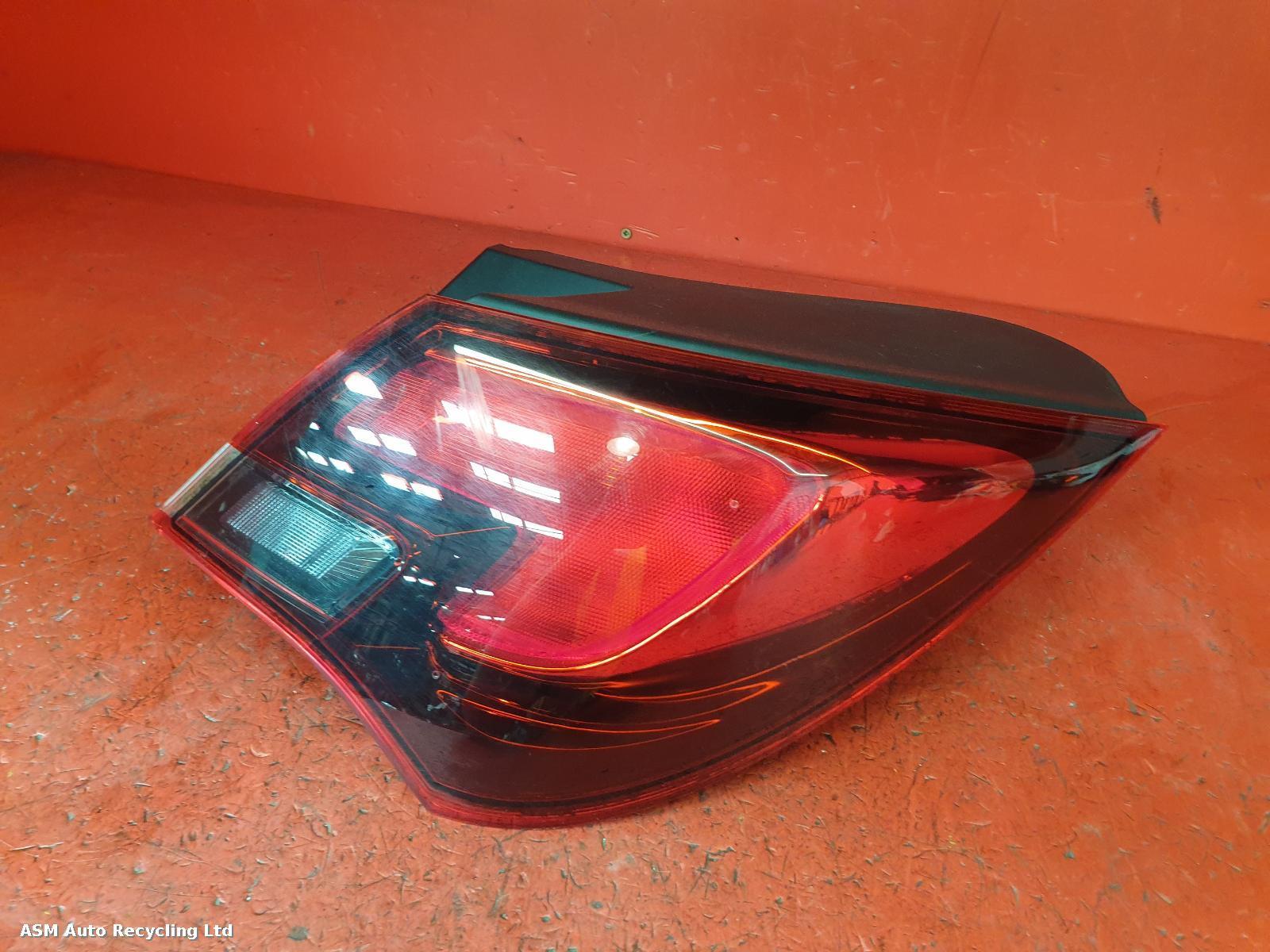 View Auto part R Taillight Vauxhall Astra 2016