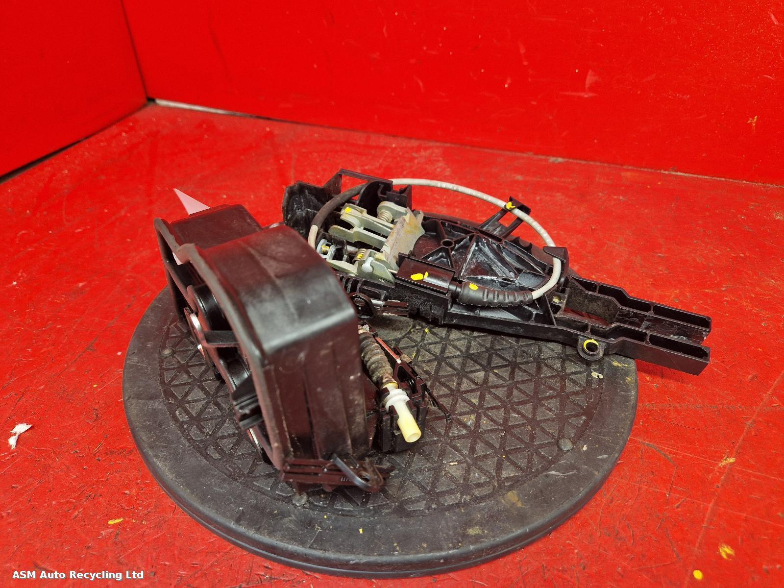 View Auto part Door Lock Assembly Bmw 3 Series 2009