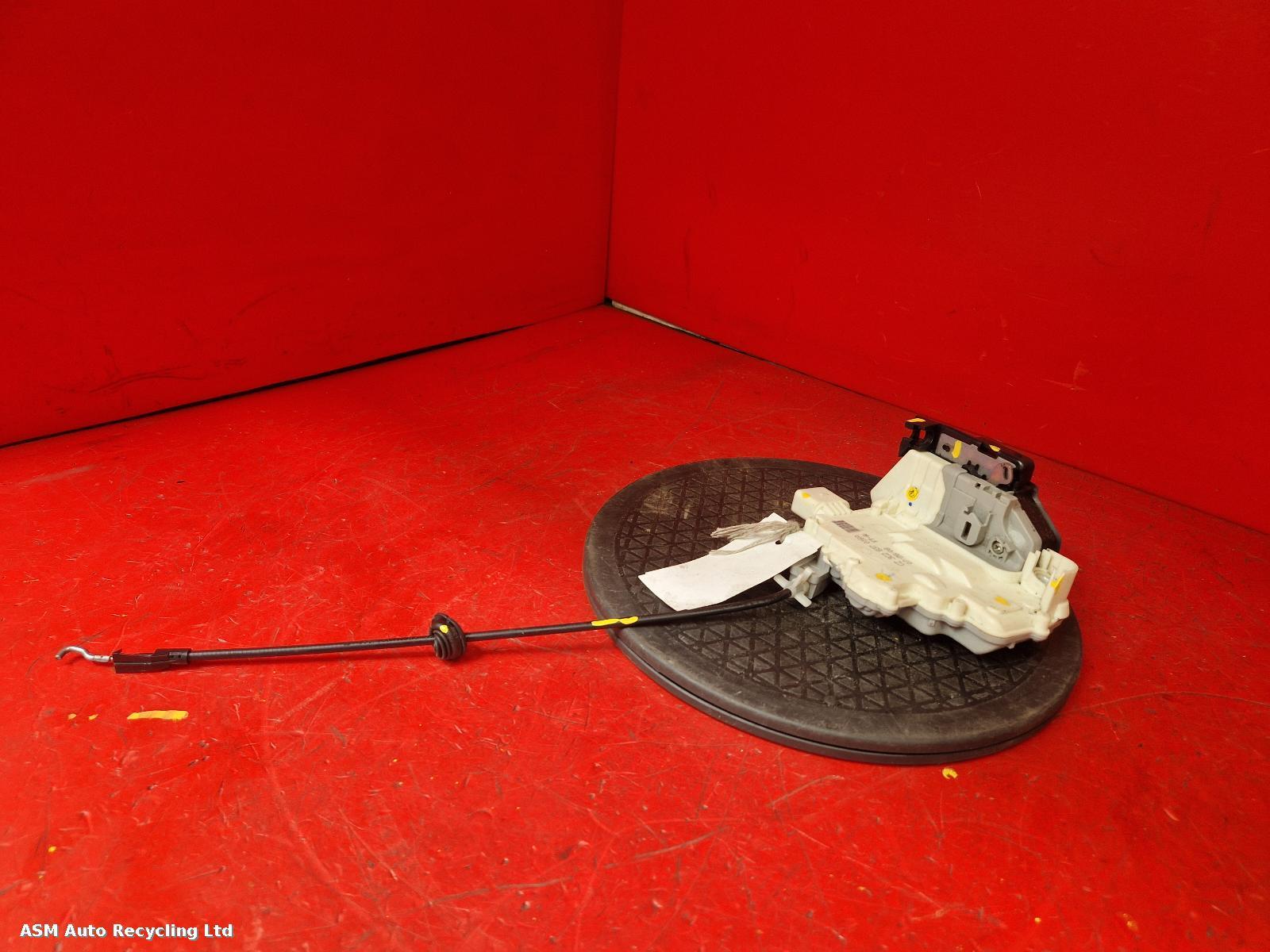 View Auto part Door Lock Assembly Volkswagen Tiguan 2009