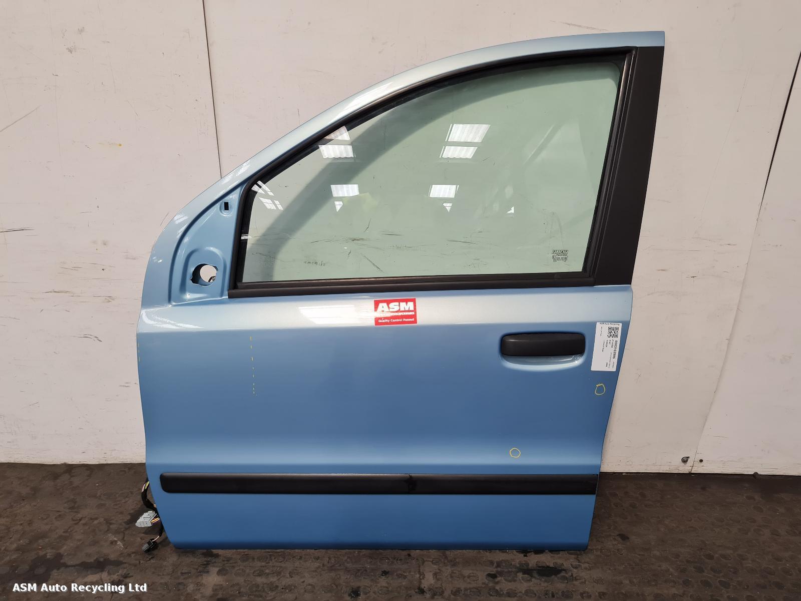View Auto part L Front Door Fiat Panda 2004