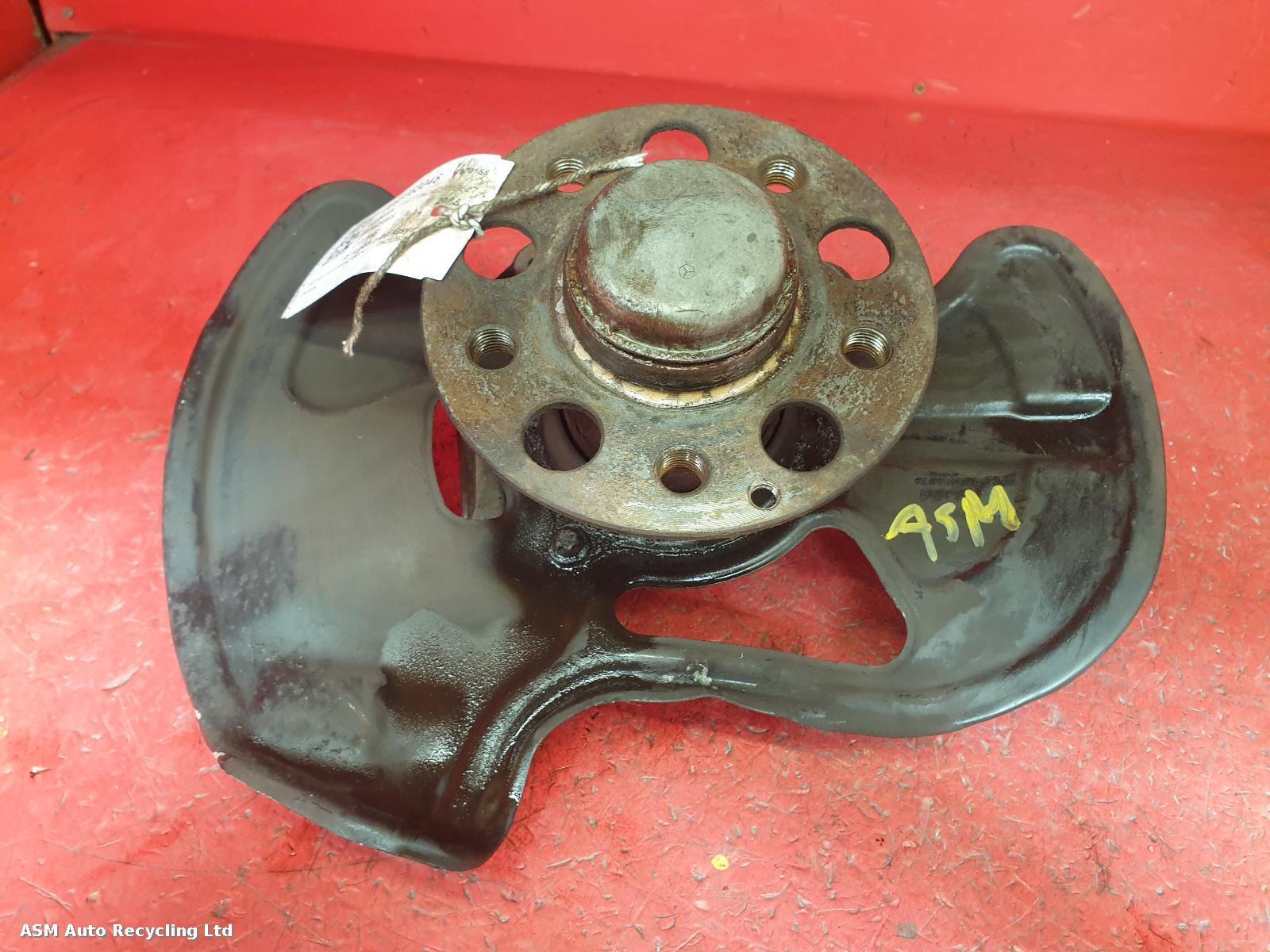 View Auto part RF Hub/Stub Axle Assembly Mercedes C Class 2008