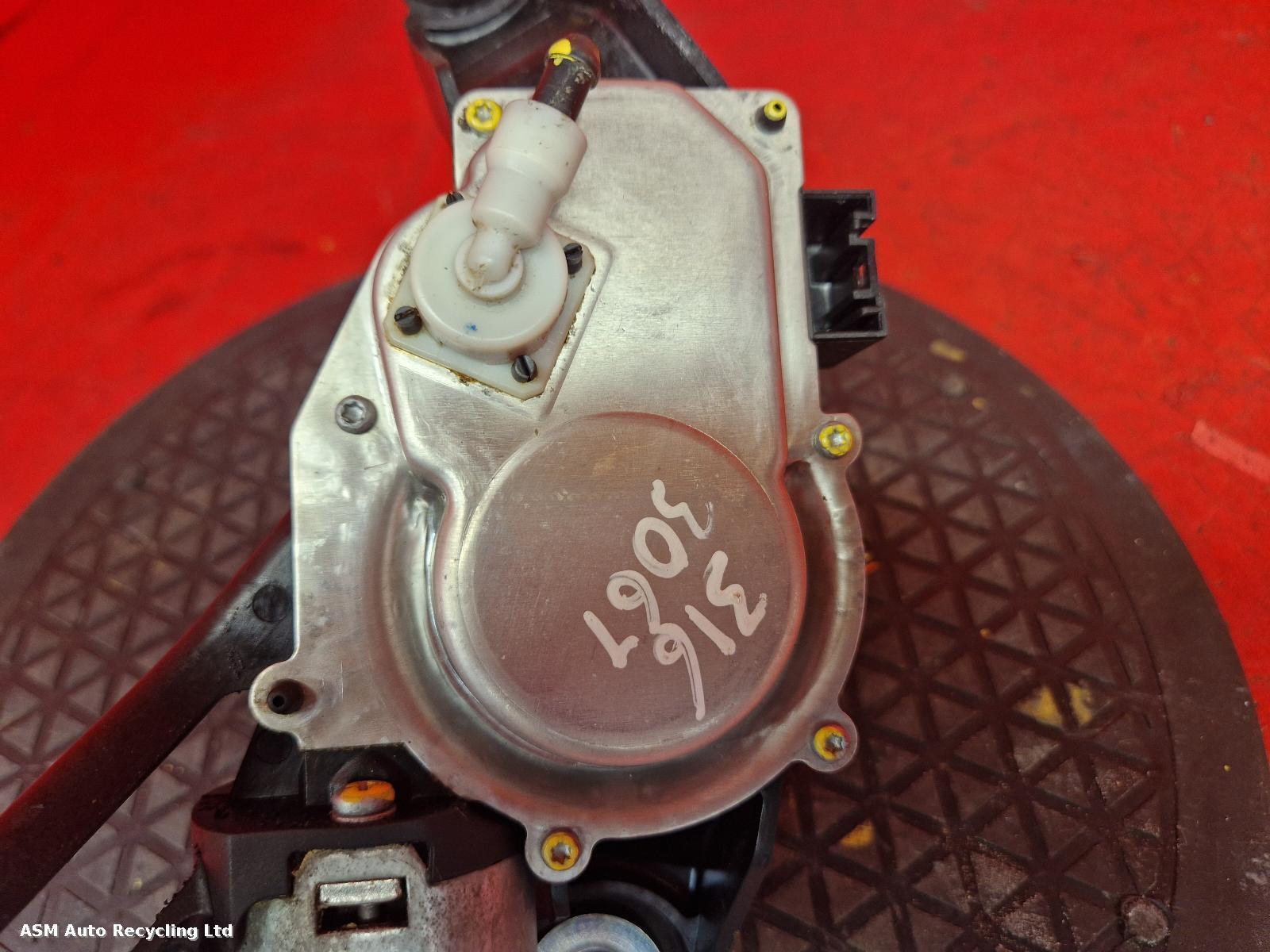 View Auto part Wiper Motor Rear Bmw 1 Series 2008