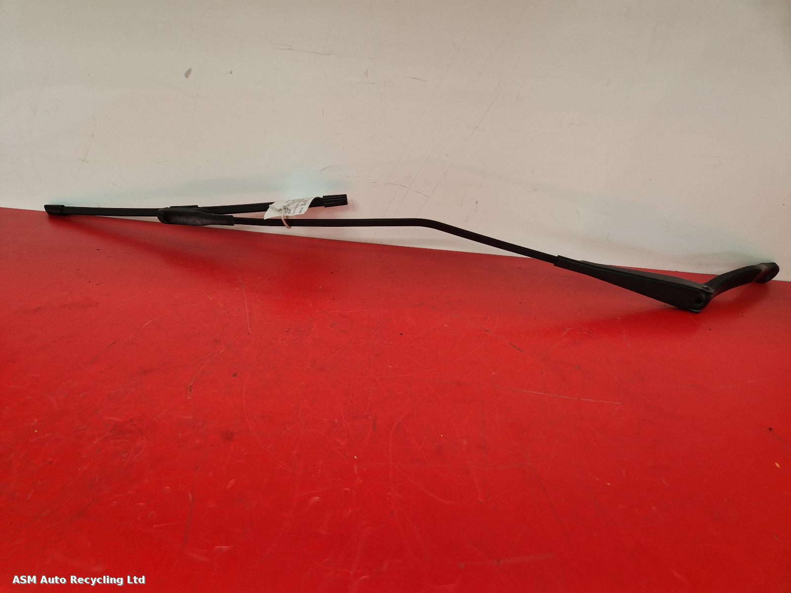 View Auto part Wiper Arm Vauxhall Corsa 2010