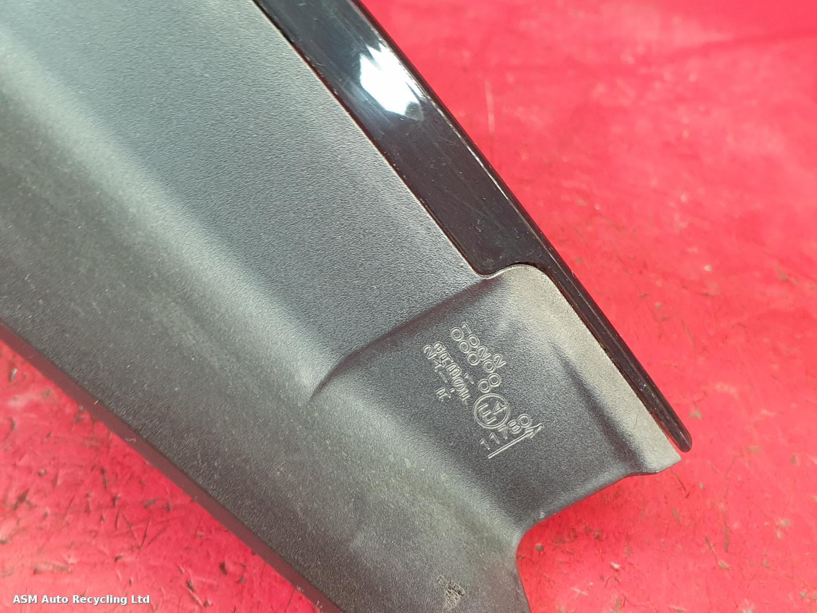 View Auto part R Taillight Vauxhall Astra 2007
