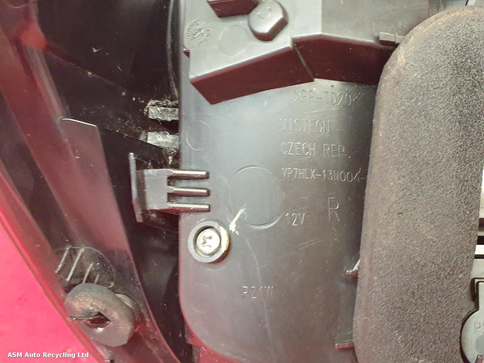 View Auto part R Taillight Vauxhall Astra 2007
