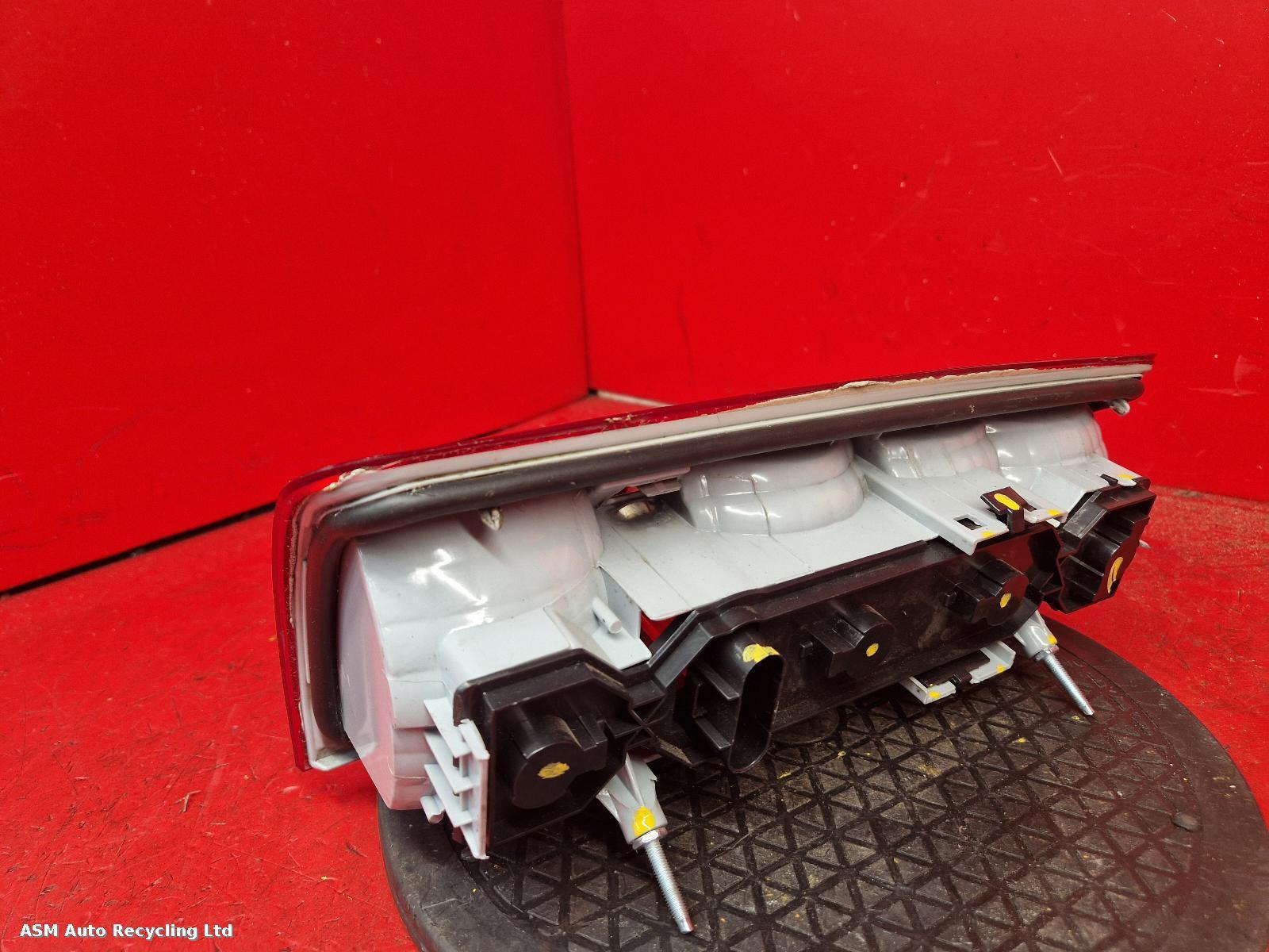 View Auto part R Taillight Ford Transit Connect 2006