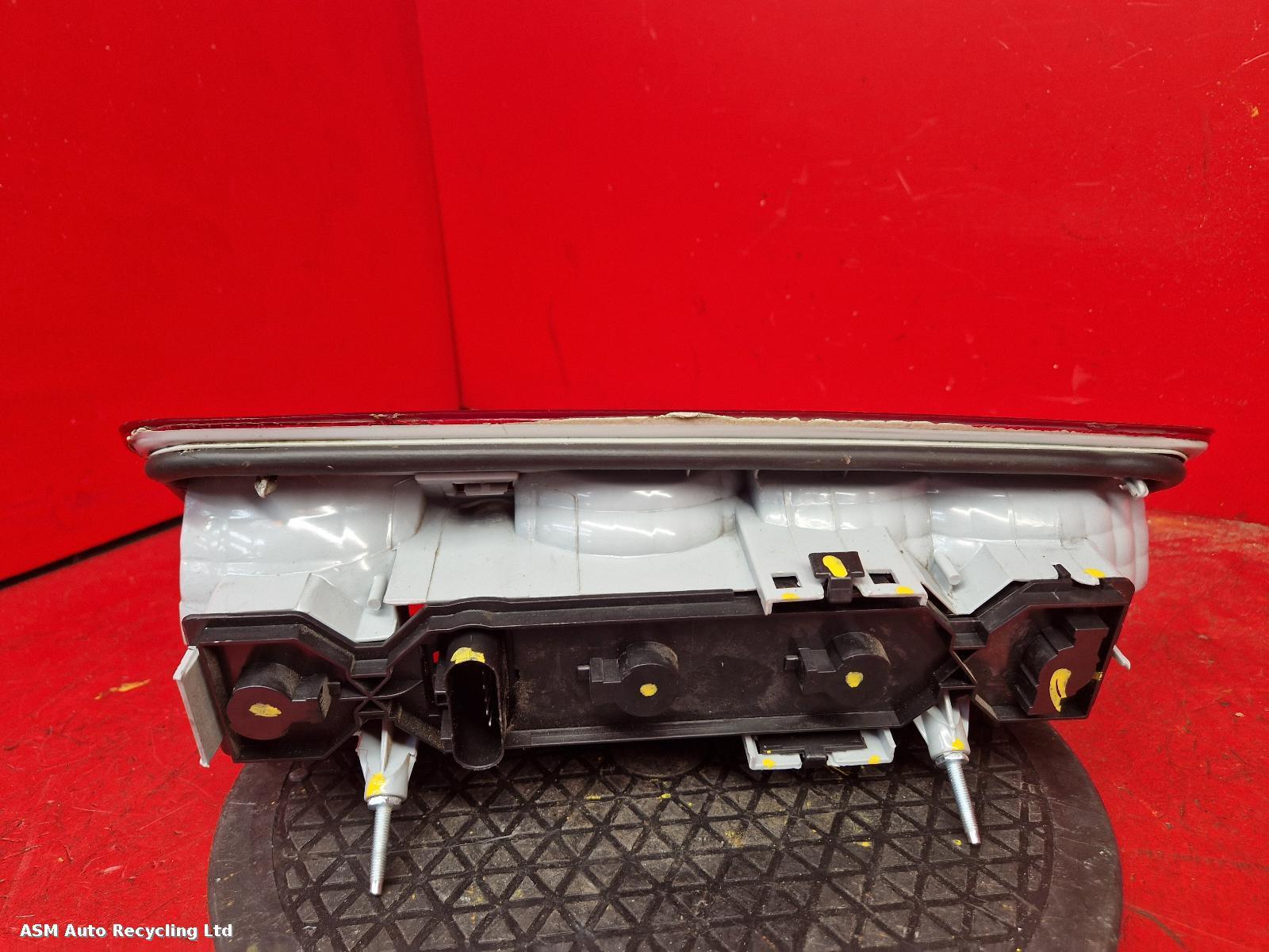 View Auto part R Taillight Ford Transit Connect 2006