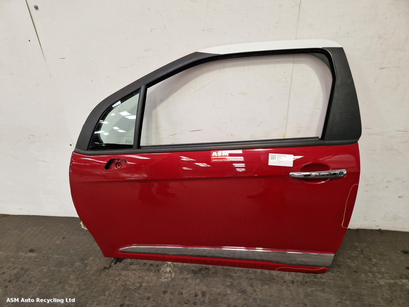 View Auto part L Front Door Citroen Ds3 2015
