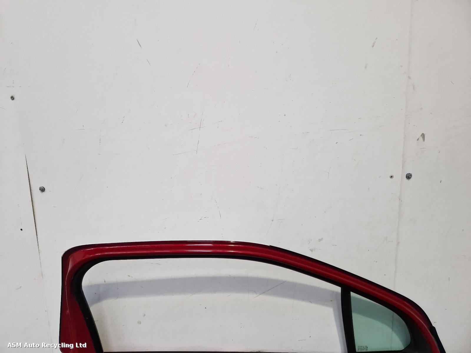View Auto part L Front Door Citroen Ds3 2015