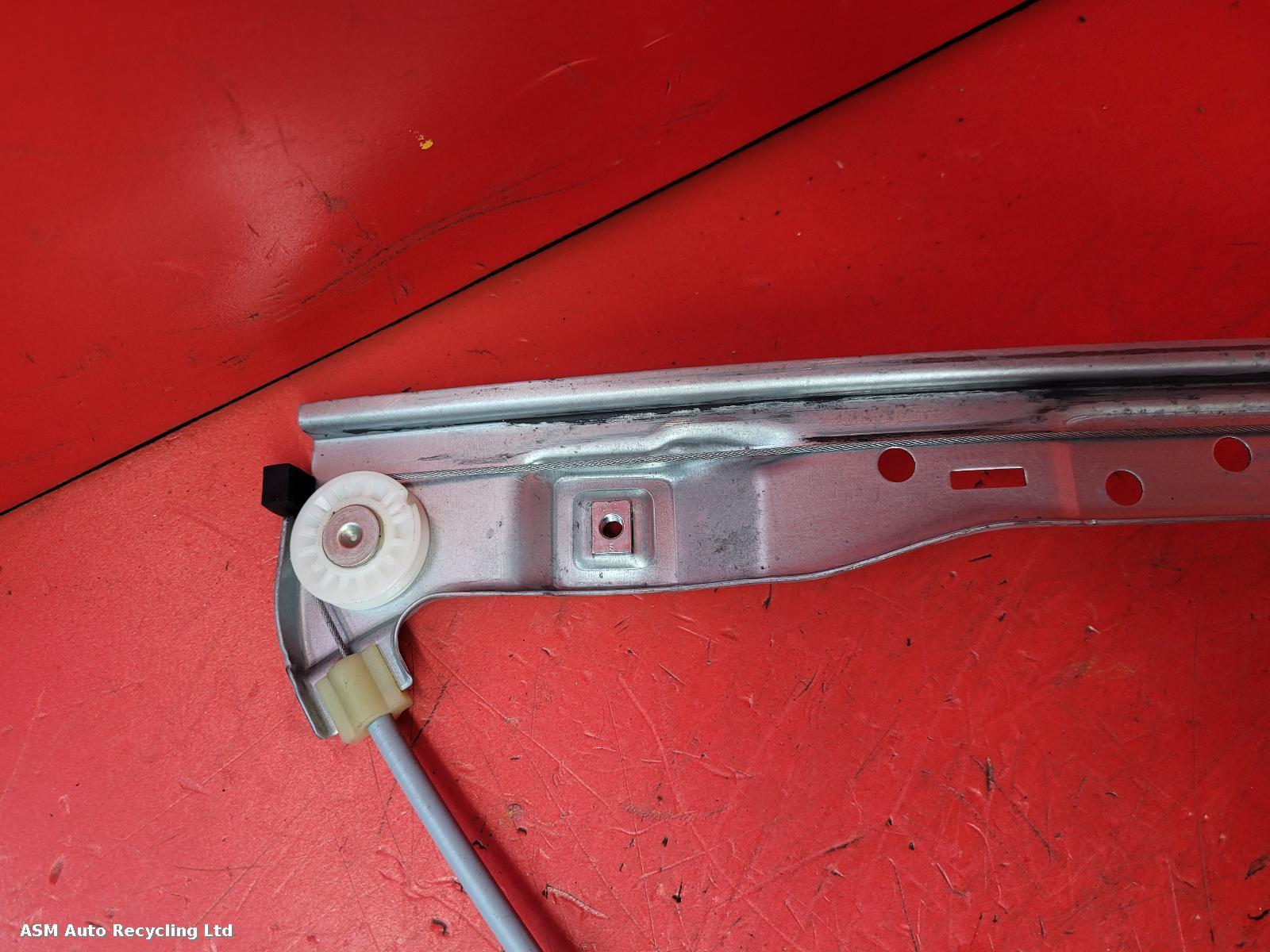 View Auto part LF Window Regulator Citroen Ds3 2015