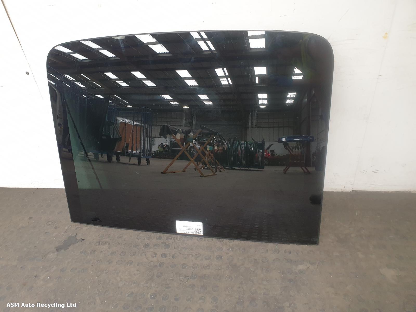 View Auto part Sunroof/Roof Glass/T Volkswagen Touareg 2020