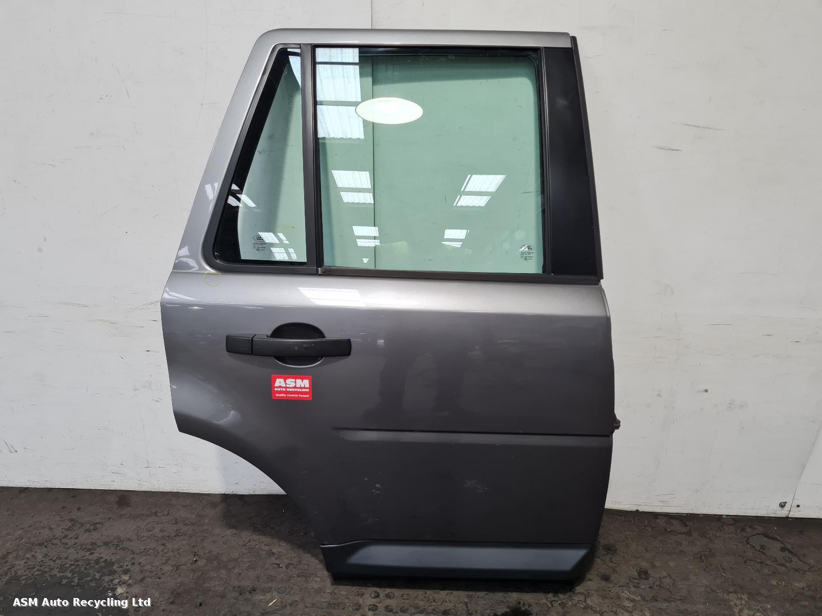 View Auto part R Rear Door Land Rover Freelander 2010