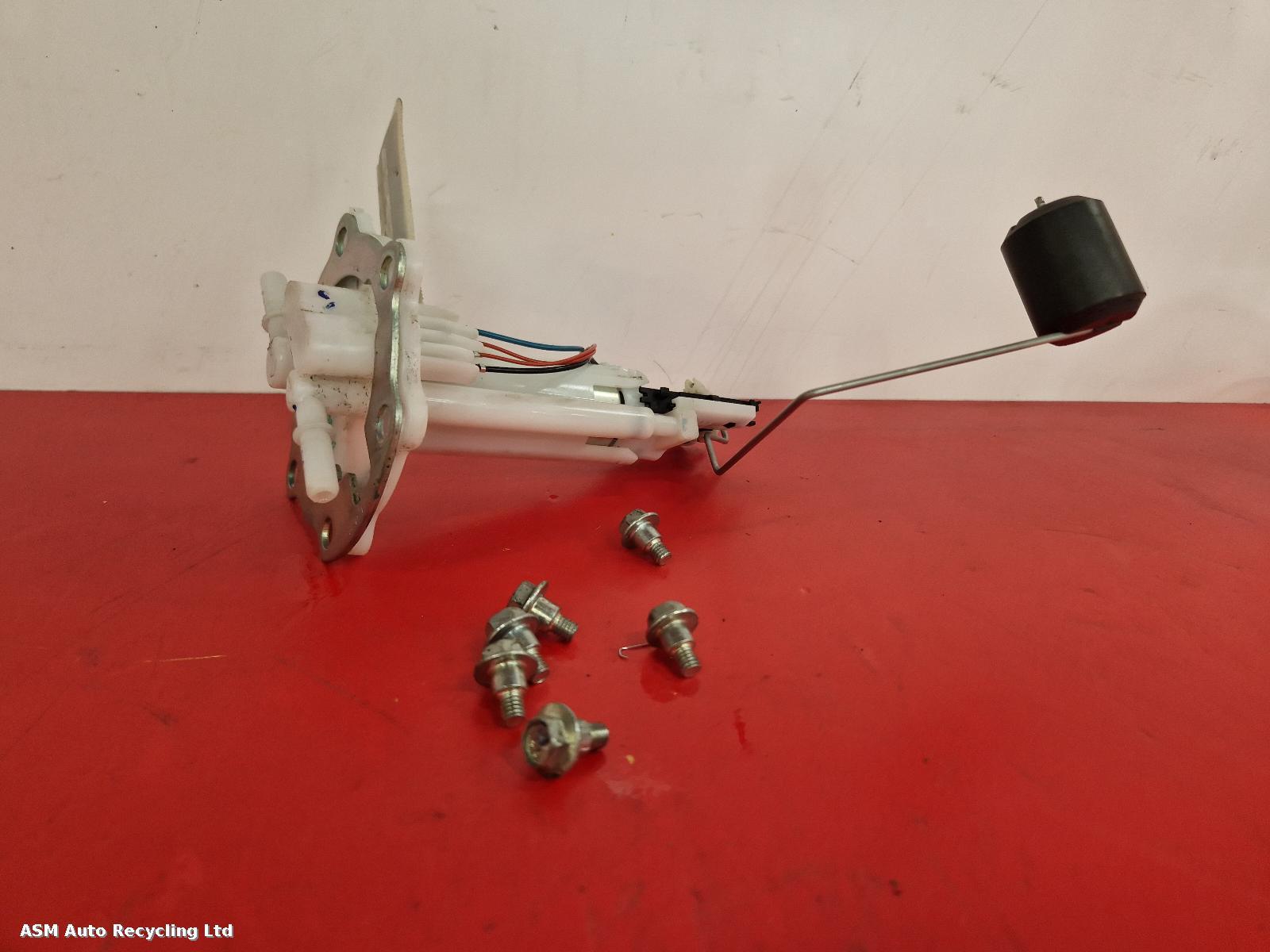 View Auto part Fuel Pump Ktm 125 Duke 2023