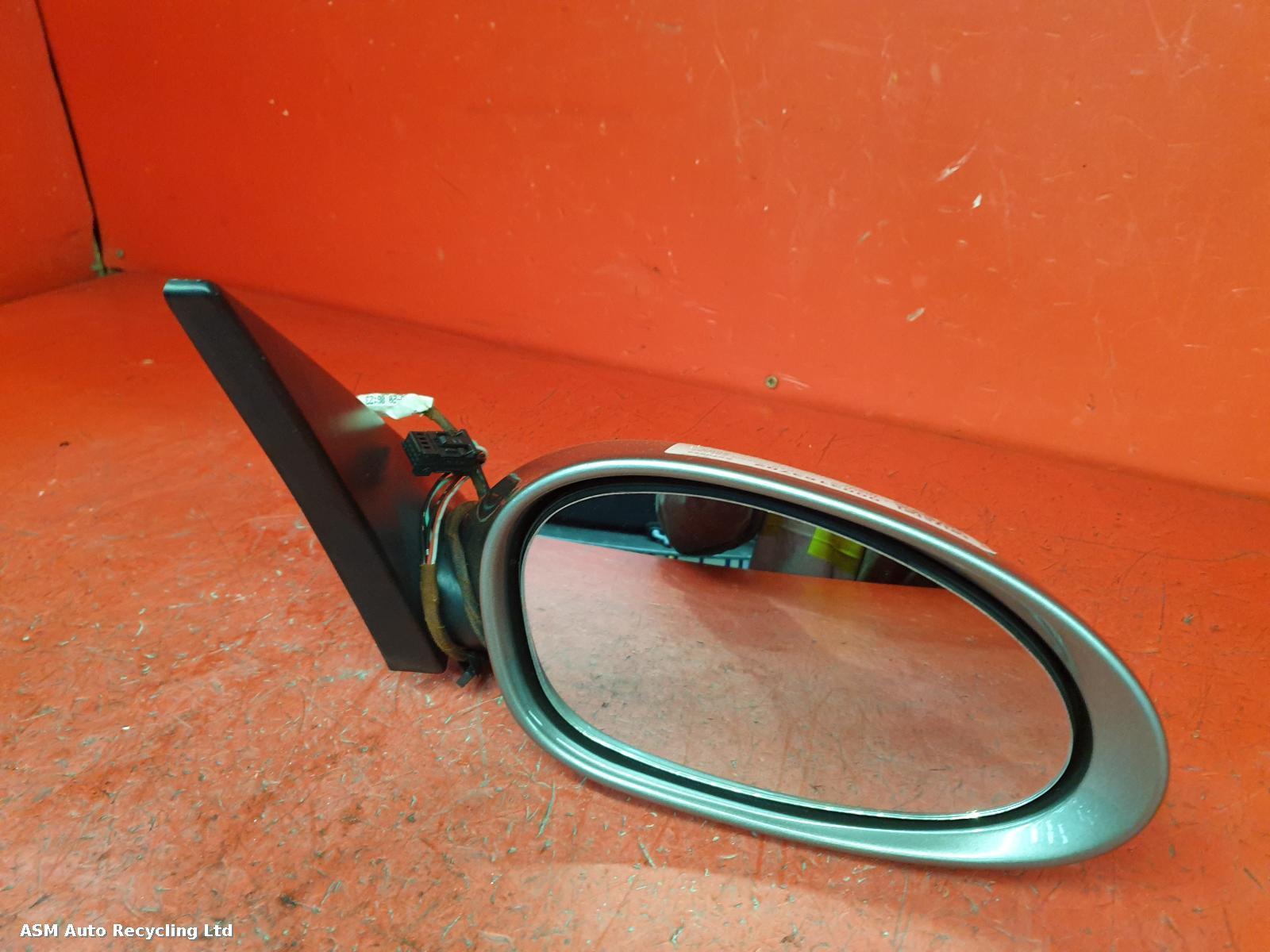 View Auto part R Door Mirror Bmw Z4 2003