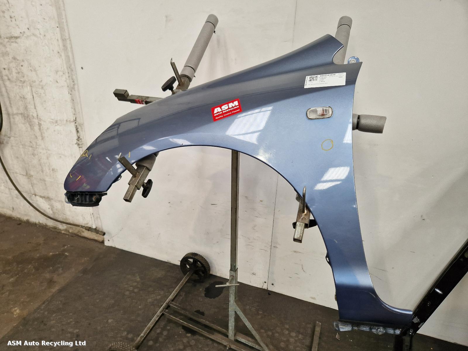View Auto part L Wing Honda Civic 2004