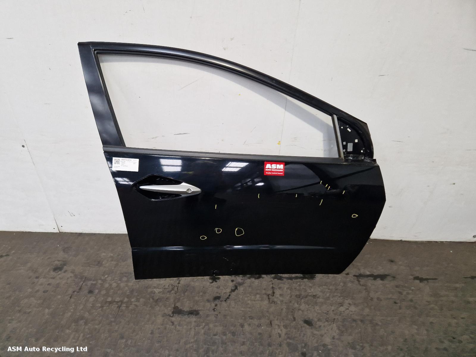 View Auto part R Front Door Honda Civic 2007