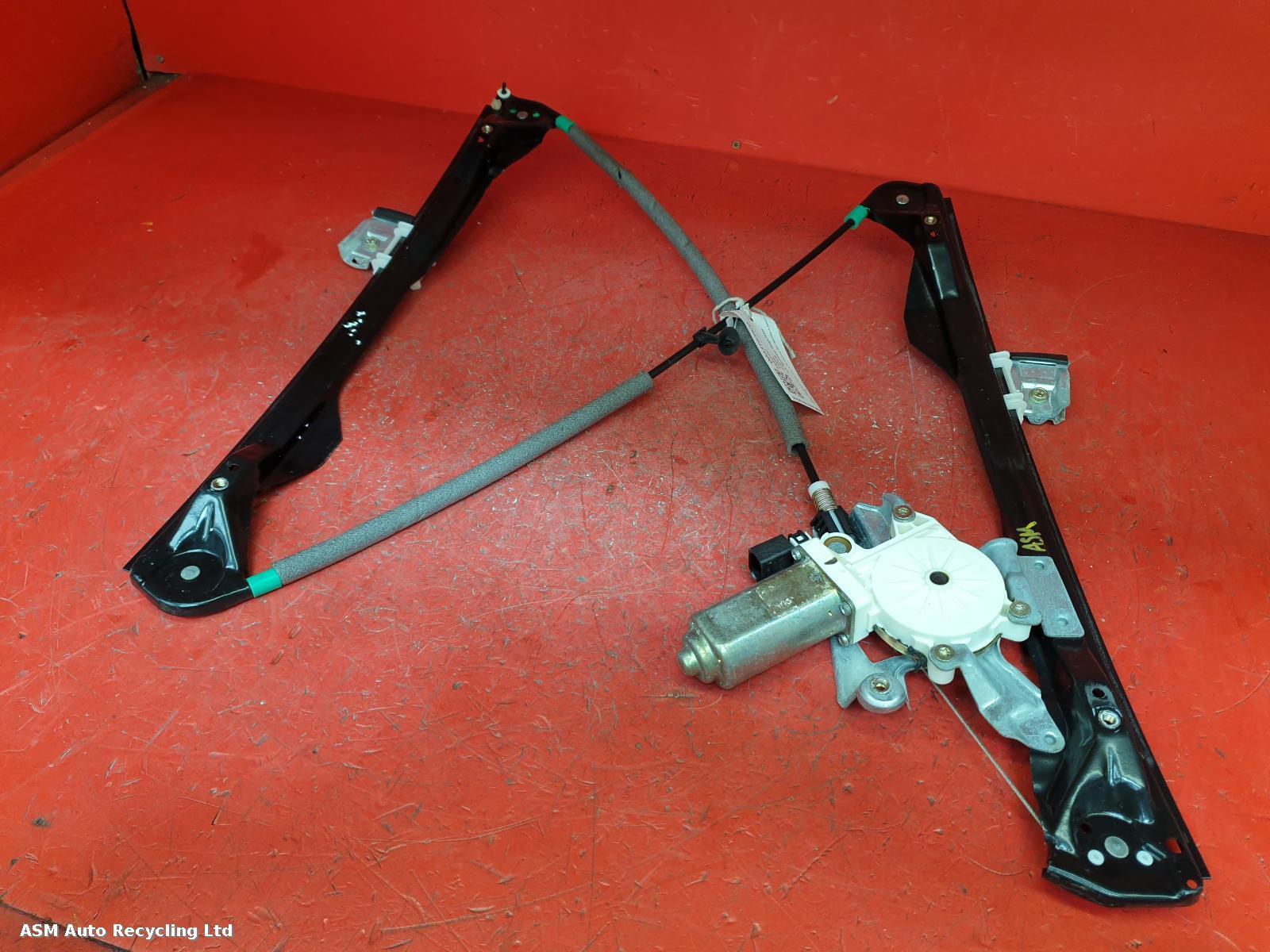 View Auto part LF Window Regulator Ford Focus 2004
