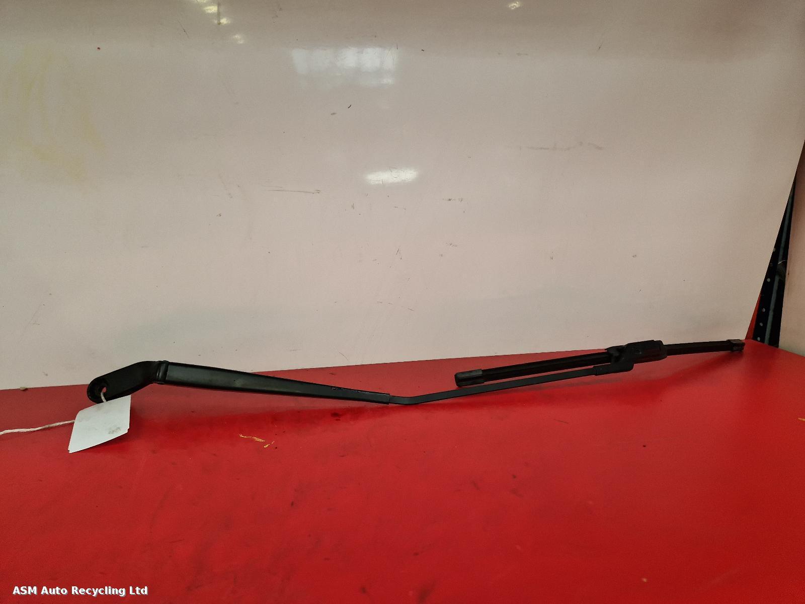View Auto part Wiper Arm Volkswagen Polo 2005