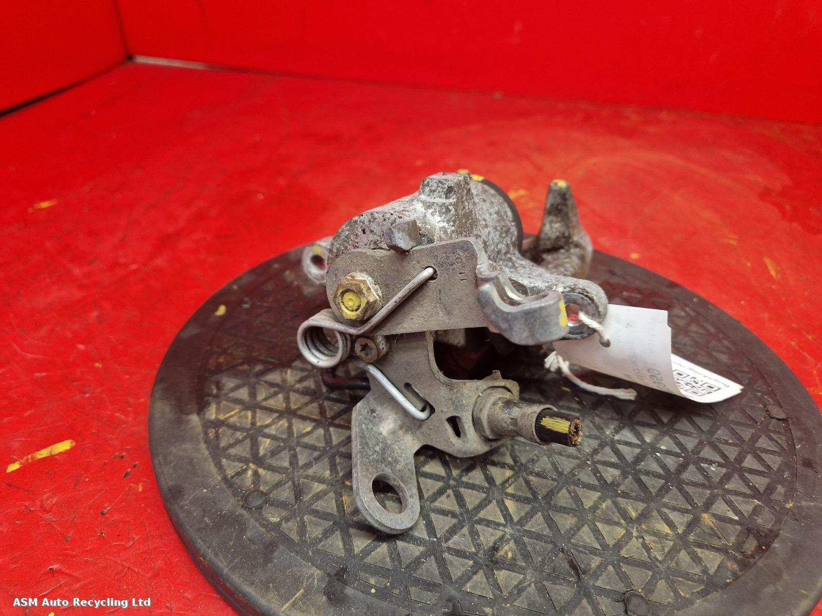 View Auto part Caliper Volkswagen Golf 2007