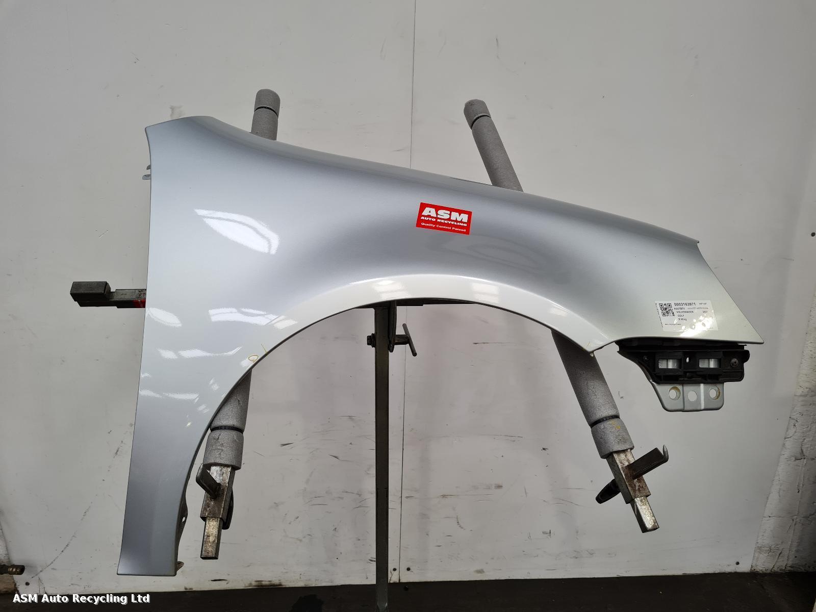 View Auto part R Wing Volkswagen Golf 2007