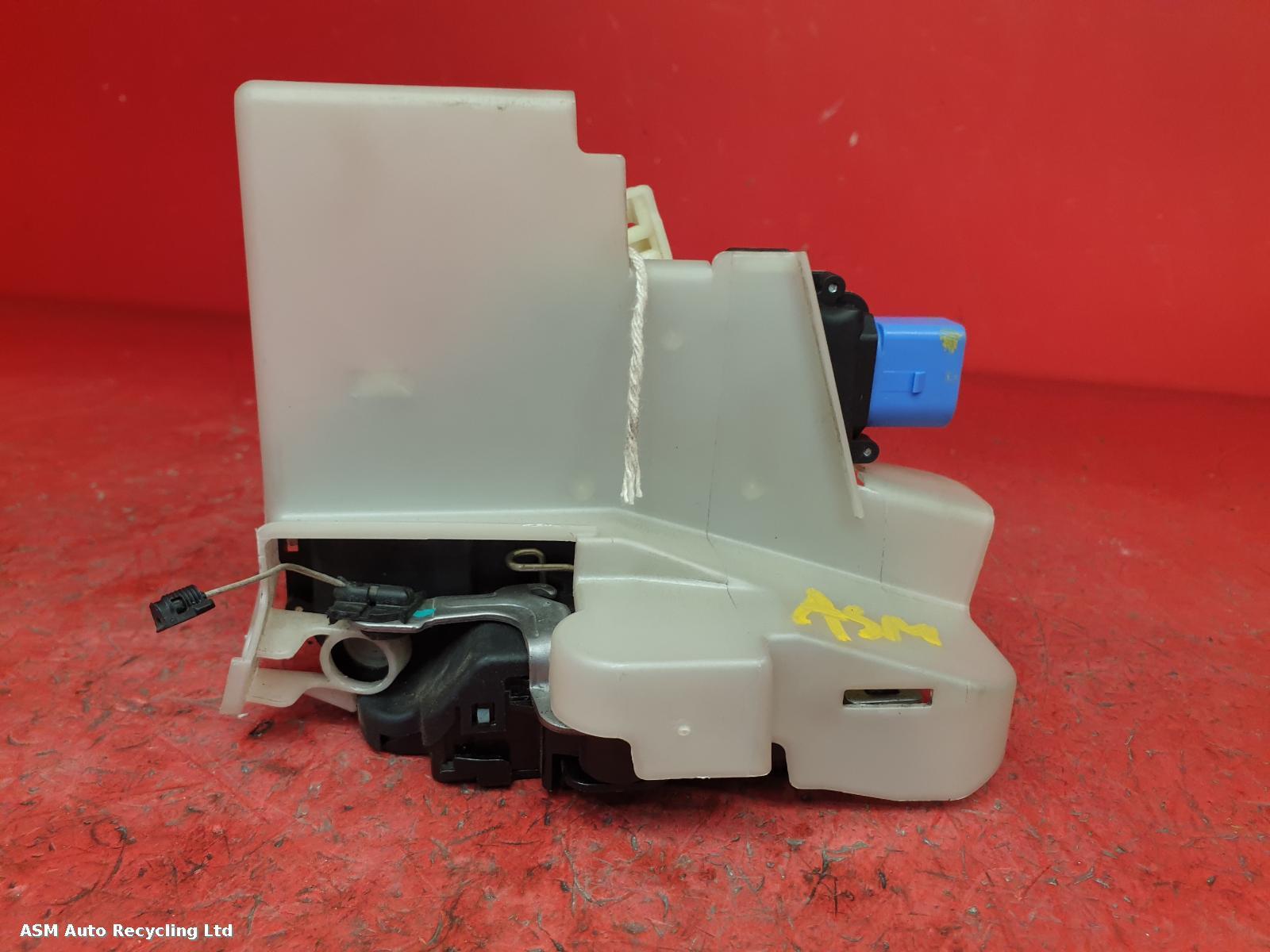 View Auto part Door Lock Assembly Volkswagen Polo 2002
