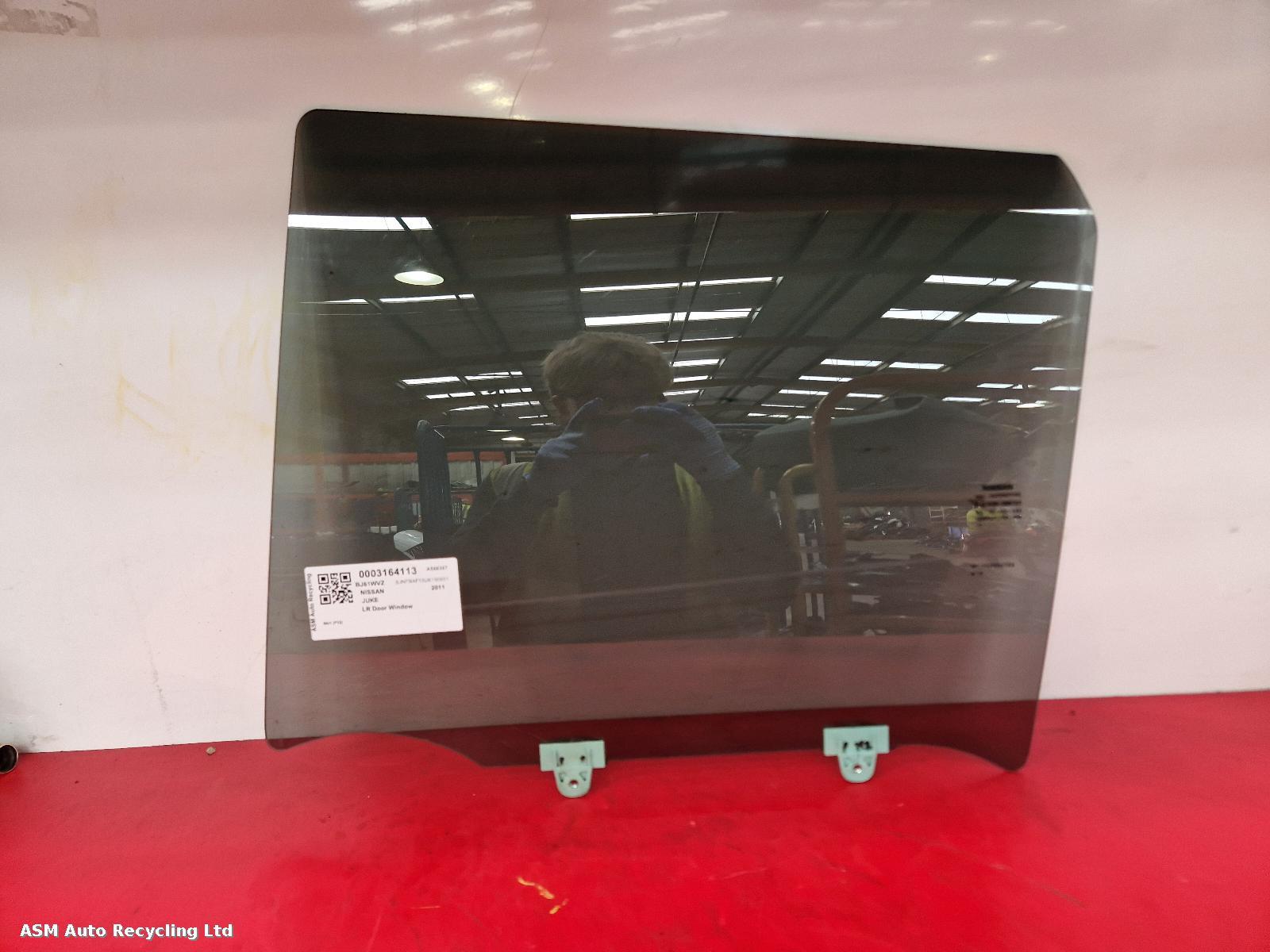 View Auto part LR Door Window Nissan Juke 2011