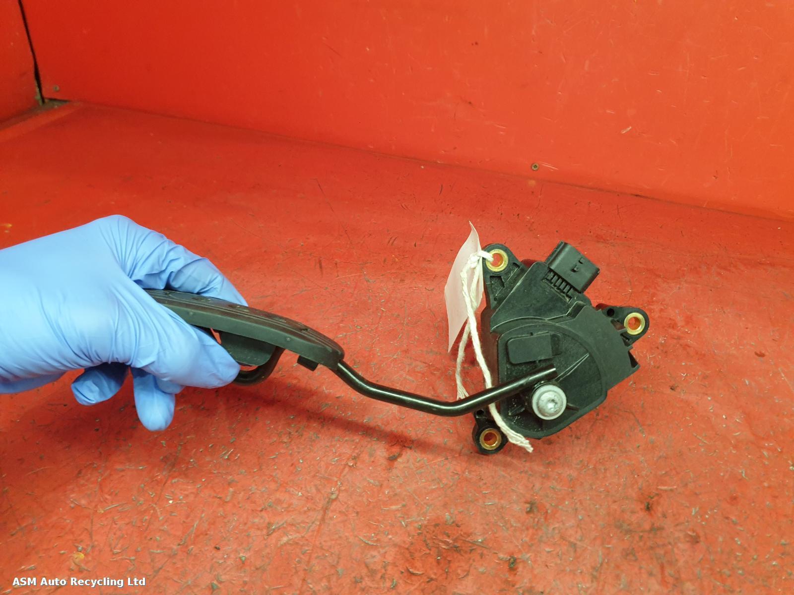 View Auto part Pedal Potentiometer Nissan Note 2007