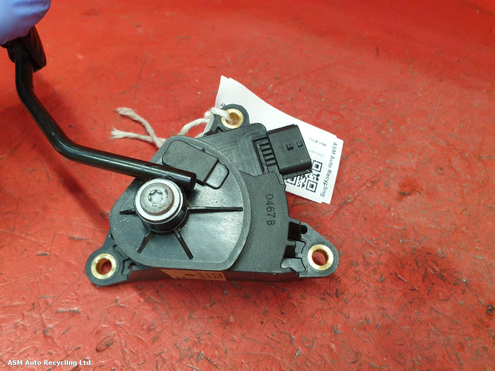 View Auto part Pedal Potentiometer Nissan Note 2007