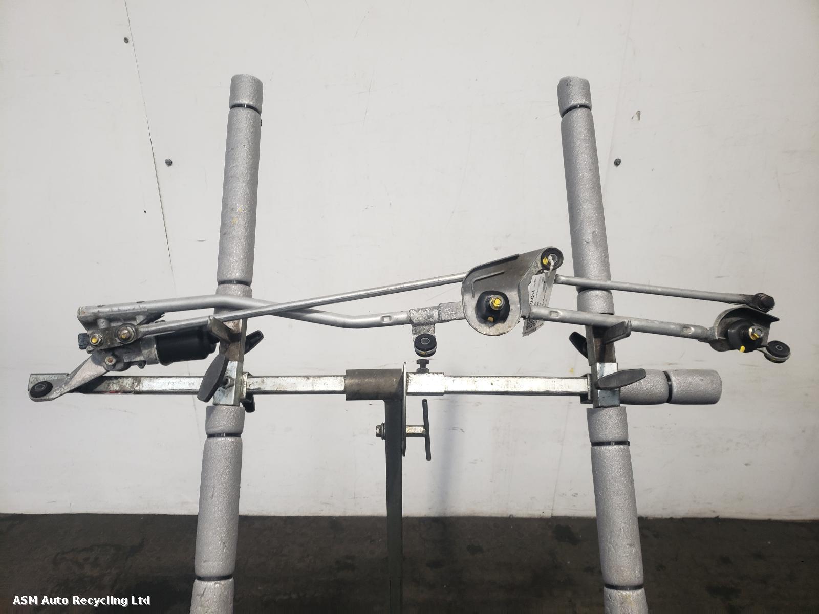 View Auto part Wiper Motor Front Nissan Note 2007