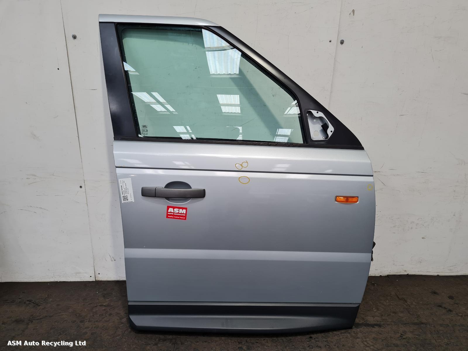 View Auto part R Front Door Land Rover Range Rover Sport 2006