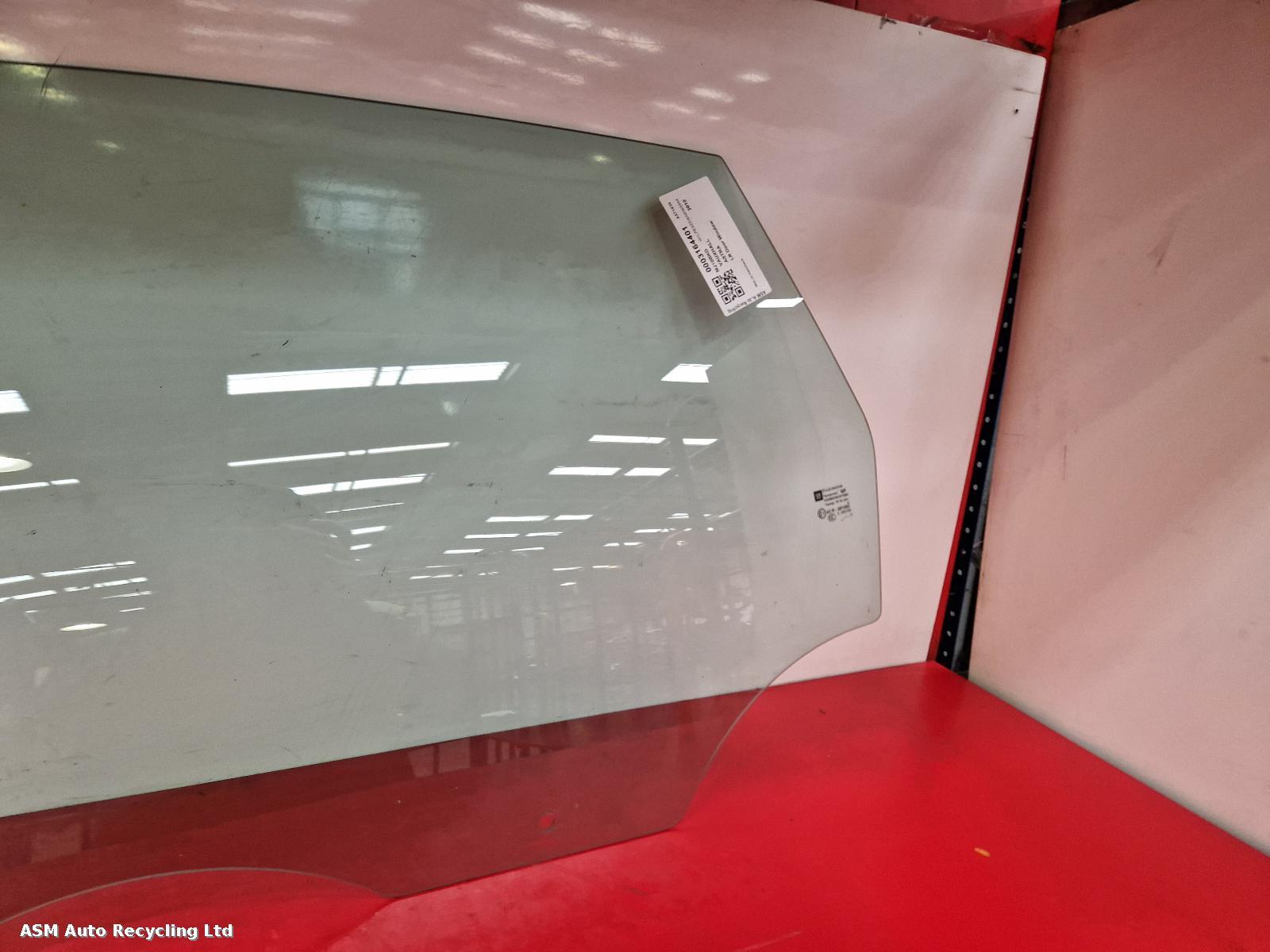View Auto part LR Door Window Vauxhall Astra 2010