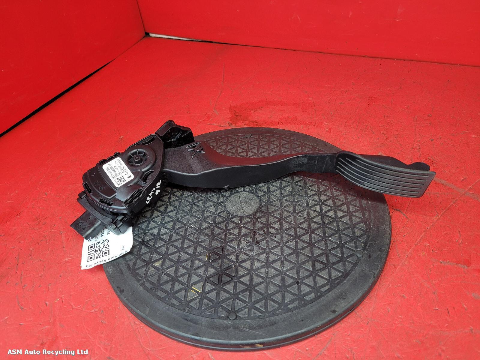 View Auto part Pedal Potentiometer Peugeot 207 2007